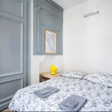 Charmant Appartement Au Coeur Du Vieux-Lille Exterior photo
