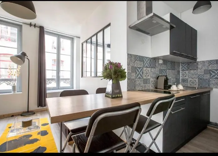 Charmant Appartement Au Coeur Du Vieux-Lille